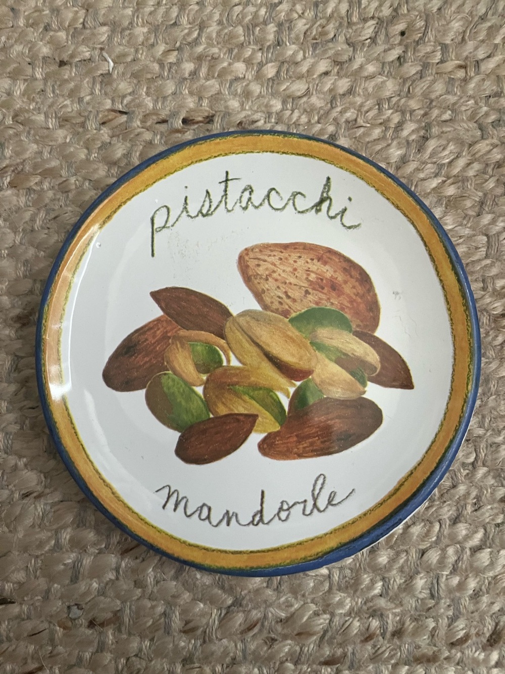 Williams Sonoma Italy plate hand-painted pistacchi pistachio almonds mandorle